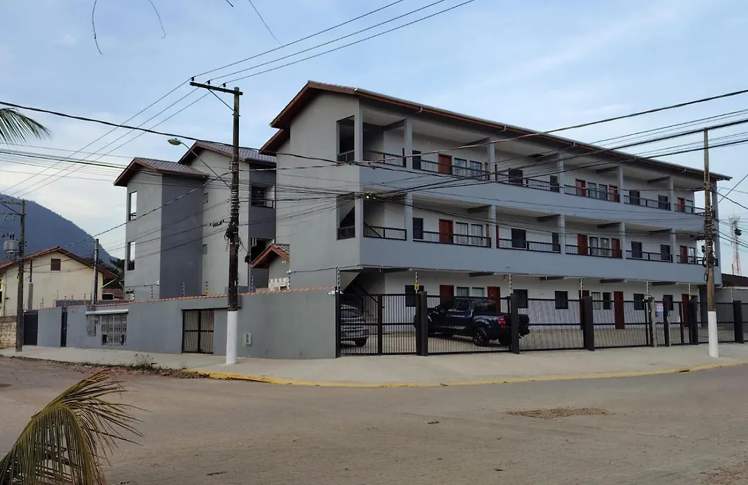 Apto completo, piscina, 2 quartos a 350 m da praia-1